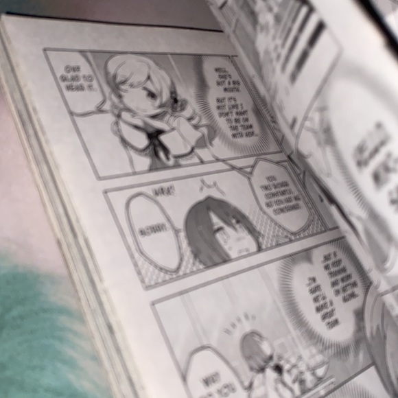 Selling Madoka Magica book - Picture 4 of 4